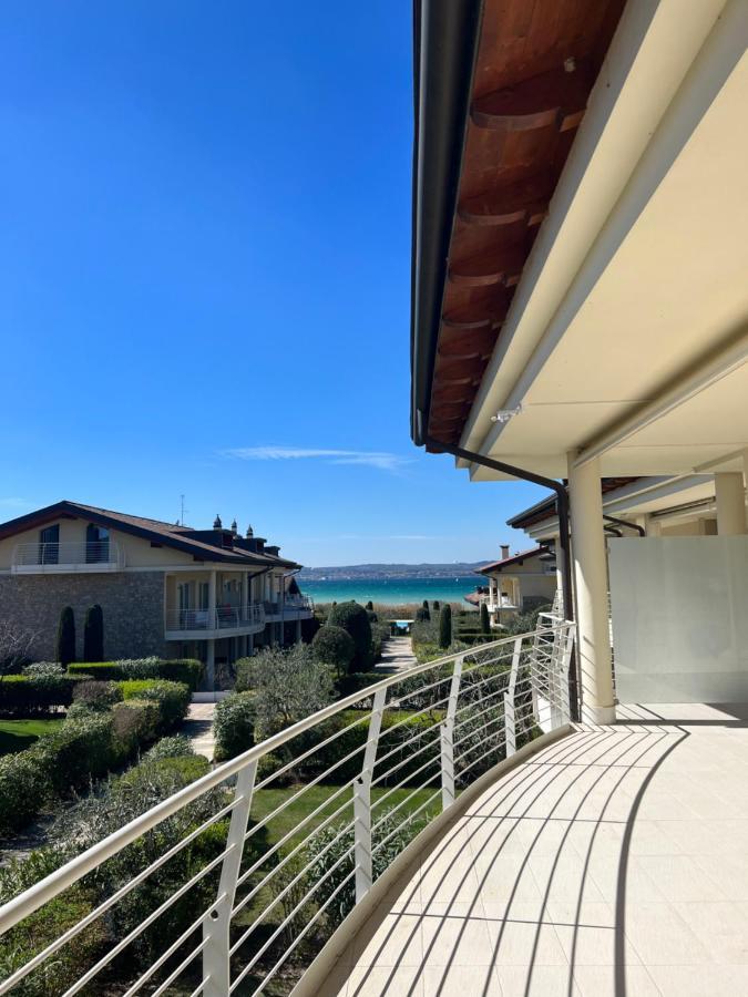シルミオーネCasa Della Reginaアパートメント エクステリア 写真